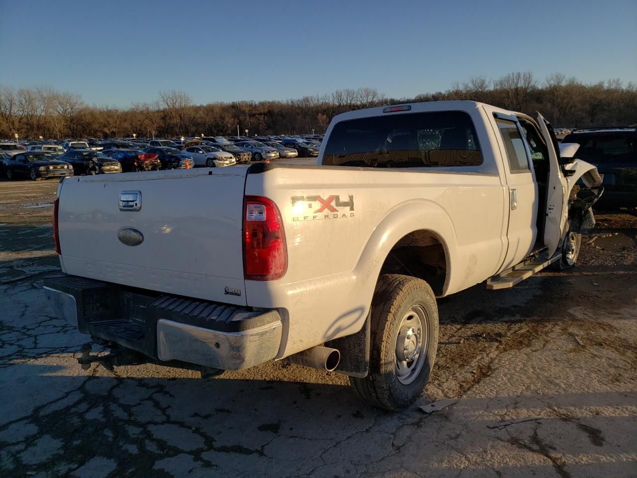 Zdjęcie 4 z aukcji – 2011 FORD F250 SUPER z VIN 1FT7W2B69BEC84969