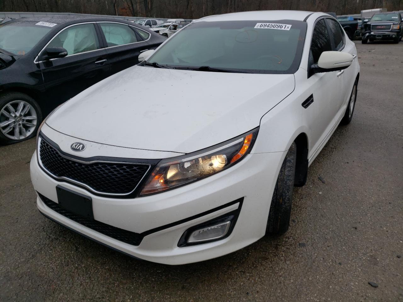 Photo 2 from auction – 2015 KIA OPTIMA LX with VIN KNAGM4A71F5530850