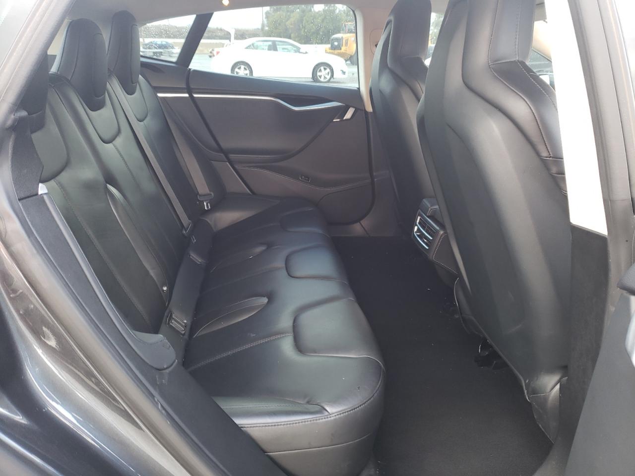 Photo 6 from auction – 2015 TSMR MODEL S with VIN 5YJSA1E11FF101782