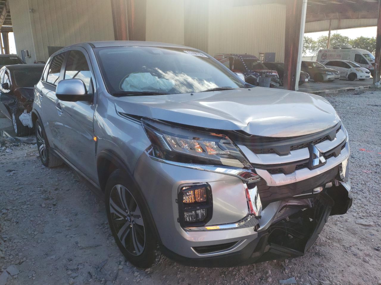MITSUBISHI OUTLANDER 2021 with VIN JA4APUAU4MU035917 - Photo from auction