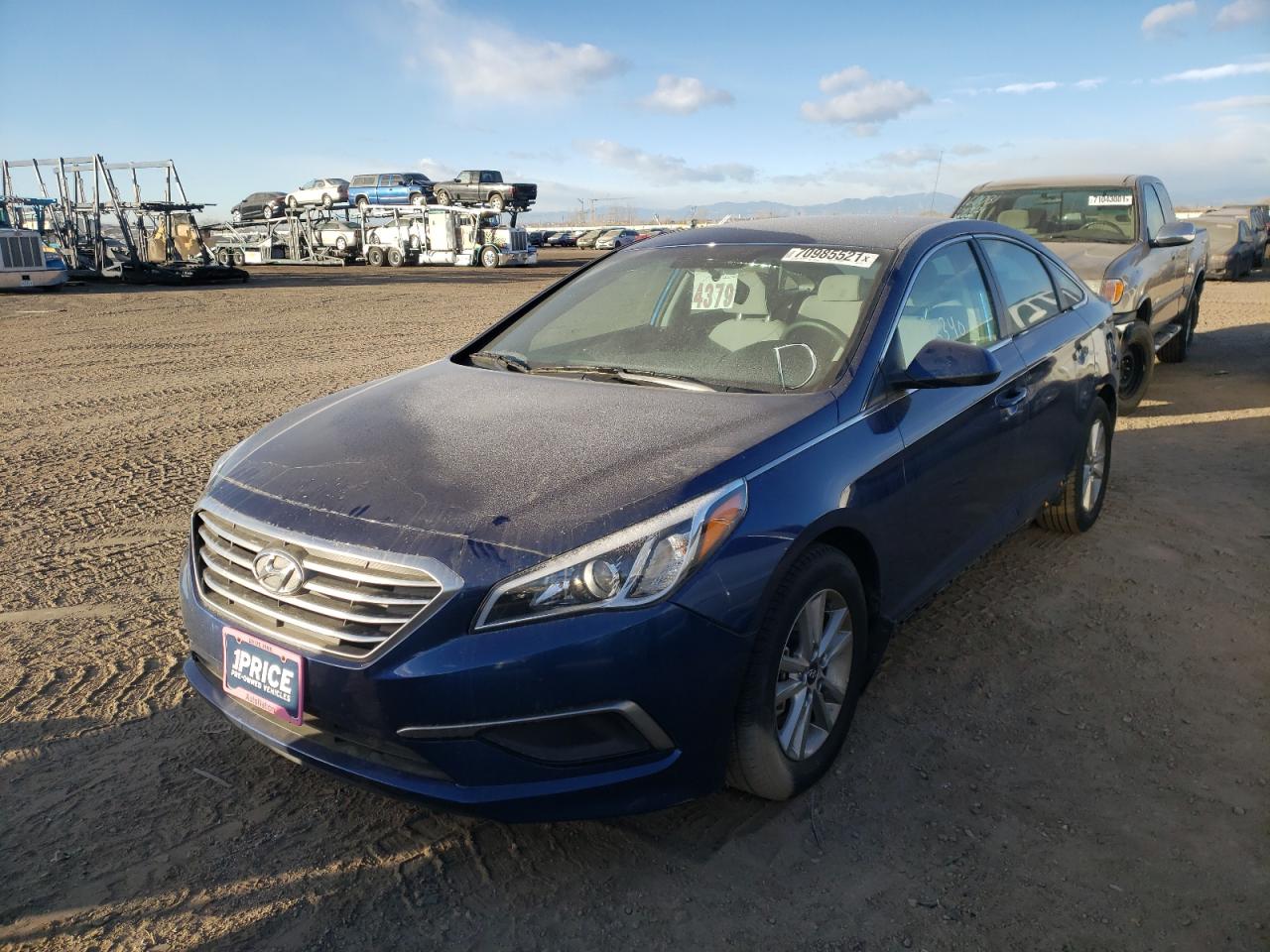 Photo 2 from auction – 2016 HYUNDAI SONATA SE with VIN 5NPE24AF1GH327188