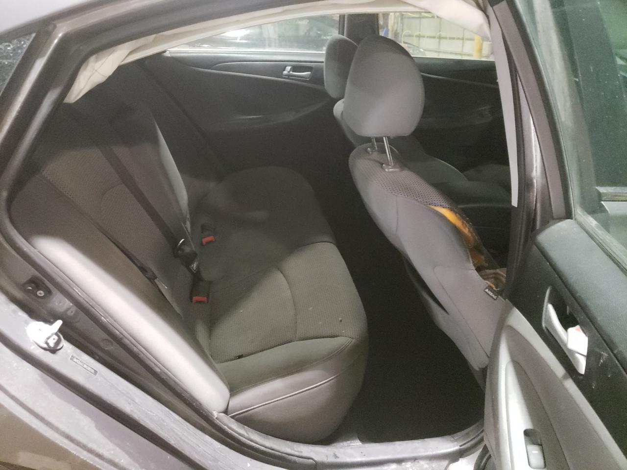 Photo 6 from auction – 2011 HYUNDAI SONATA GLS with VIN 5NPEB4AC3BH285105