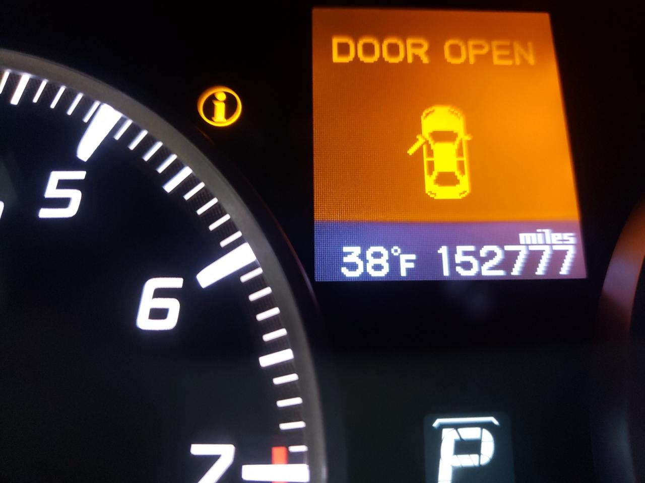 Photo 8 from auction – 2016 ACURA ILX BASE W with VIN 19UDE2F37GA013530