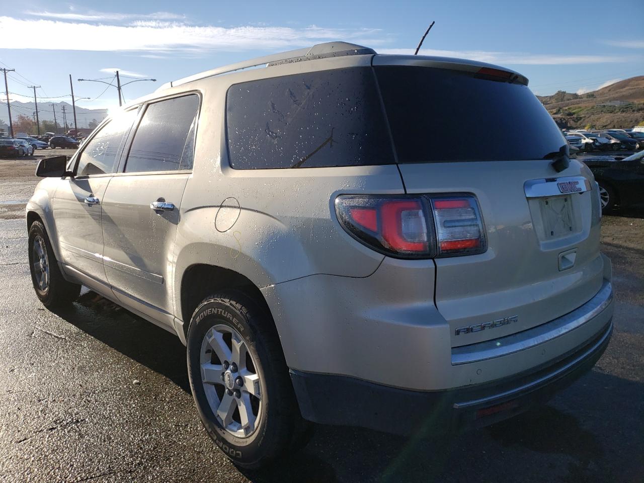 Photo 3 from auction – 2015 GMC ACADIA SLE with VIN 1GKKRPKD6FJ359111