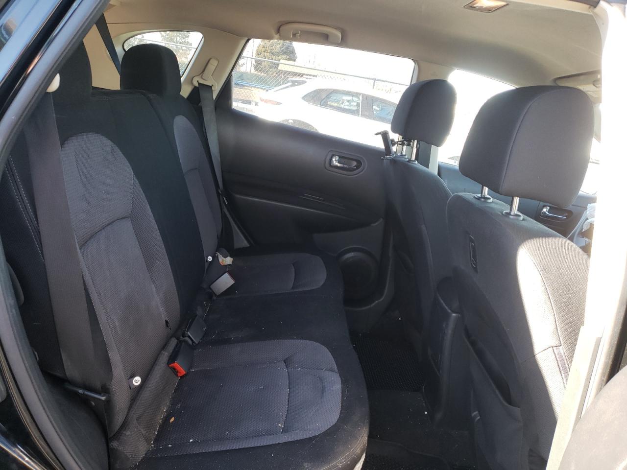 Photo 6 from auction – 2011 NISSAN ROGUE S with VIN JN8AS5MV2BW254413