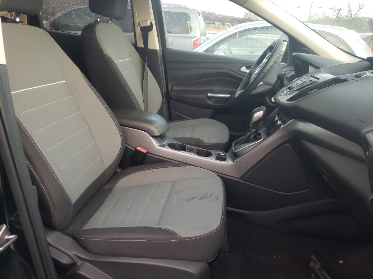 Photo 5 from auction – 2013 FORD ESCAPE SE with VIN 1FMCU9GX2DUD94314