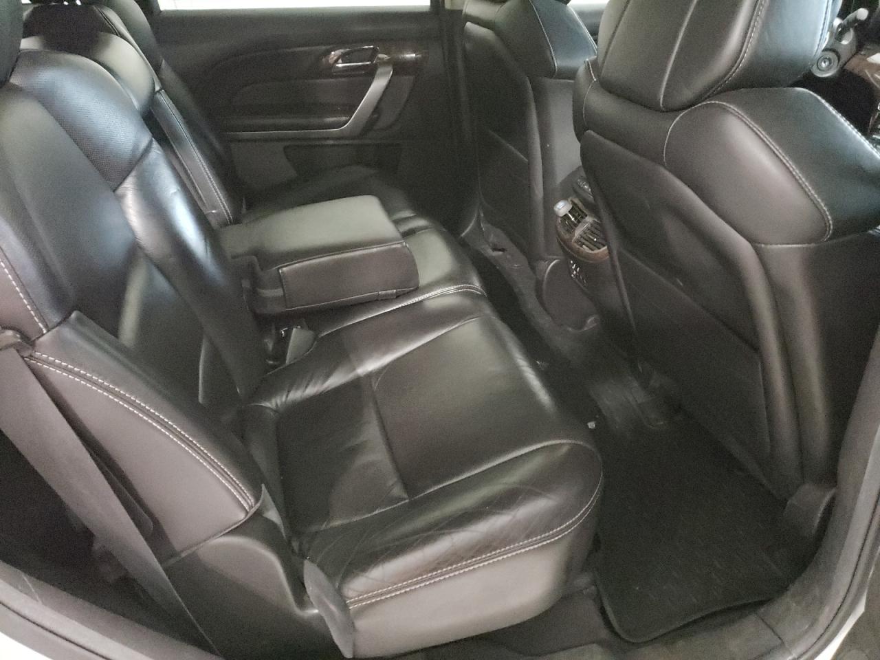 Photo 6 from auction – 2011 ACURA MDX ADVANC with VIN 2HNYD2H71BH526909