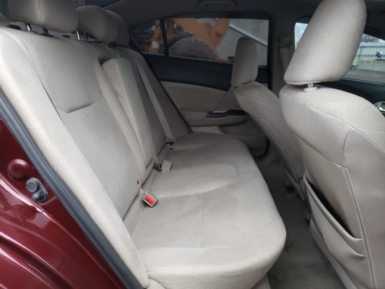 Foto 6 de la subasta – 2012 HONDA CIVIC EX con VIN 19XFB2F86CE322411
