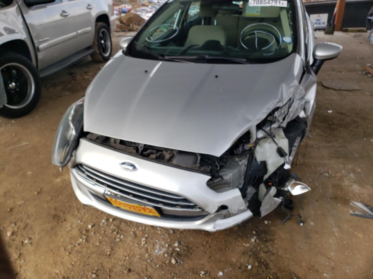 Photo 9 from auction – 2019 FORD FIESTA SE with VIN 3FADP4EJXKM102658