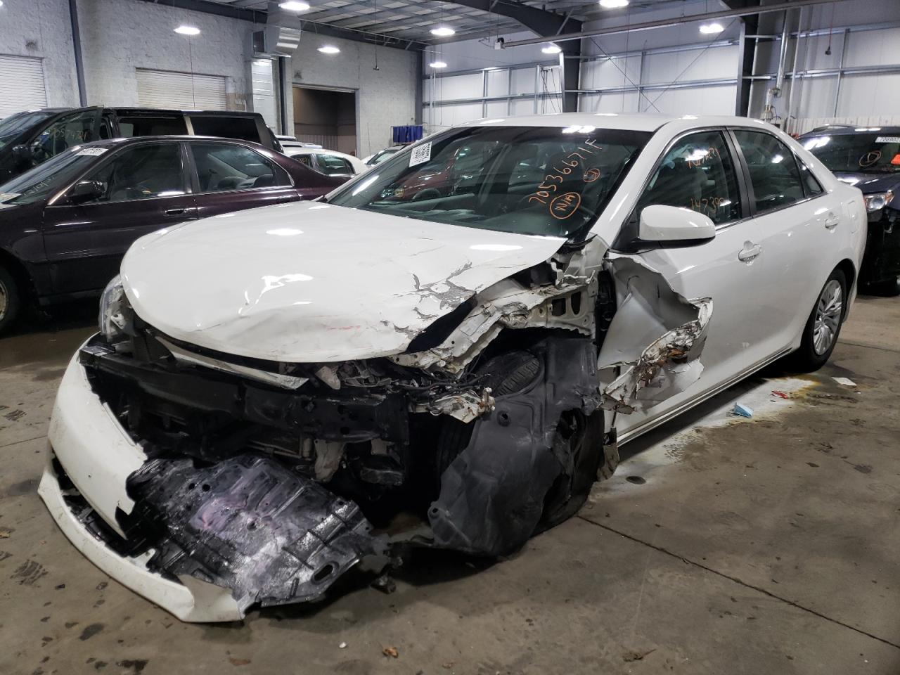 Photo 2 from auction – 2014 TOYOTA CAMRY L with VIN 4T4BF1FK3ER433612