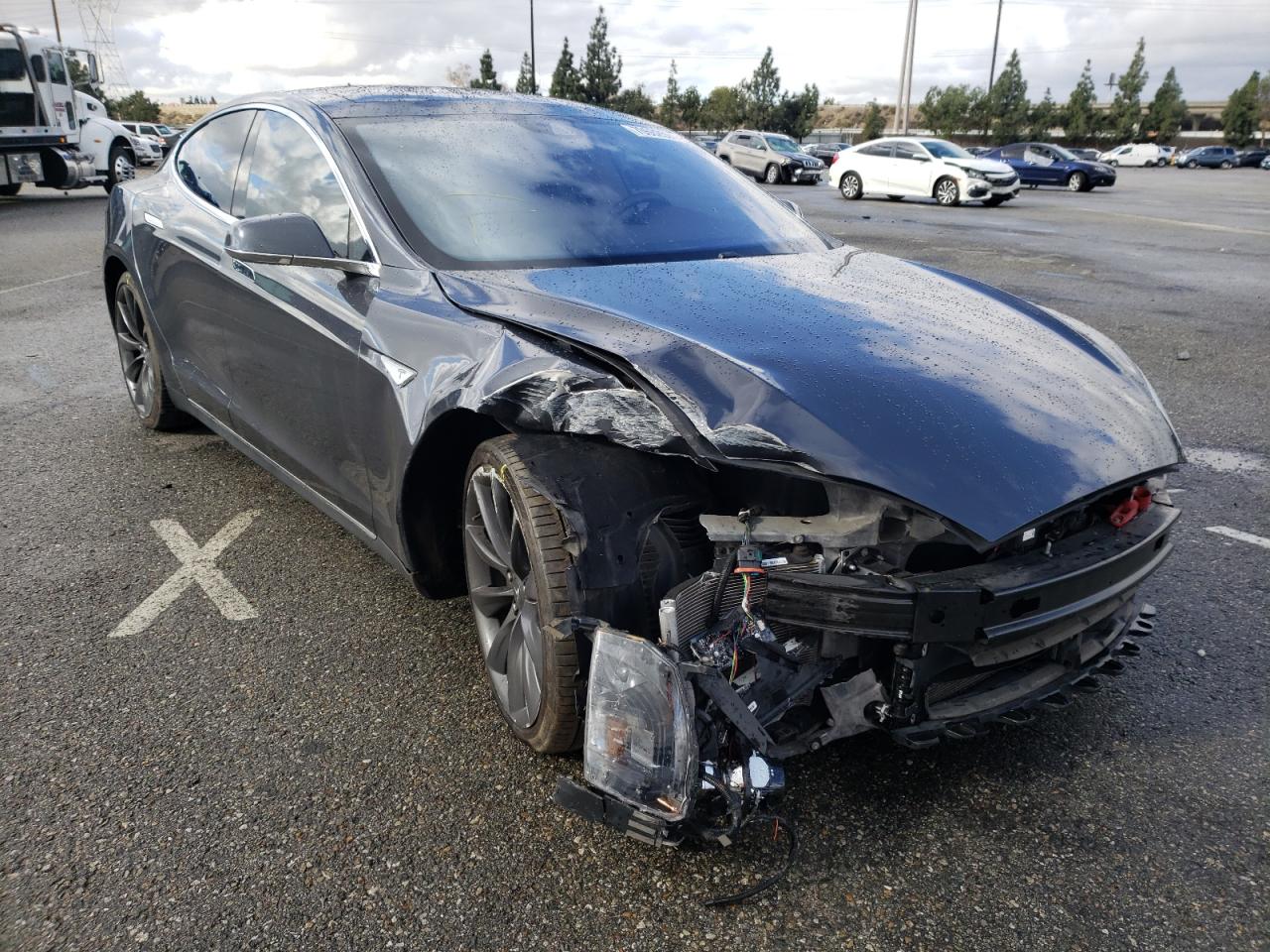 TSMR MODEL S 2015 with VIN 5YJSA1E11FF101782 - Photo from auction