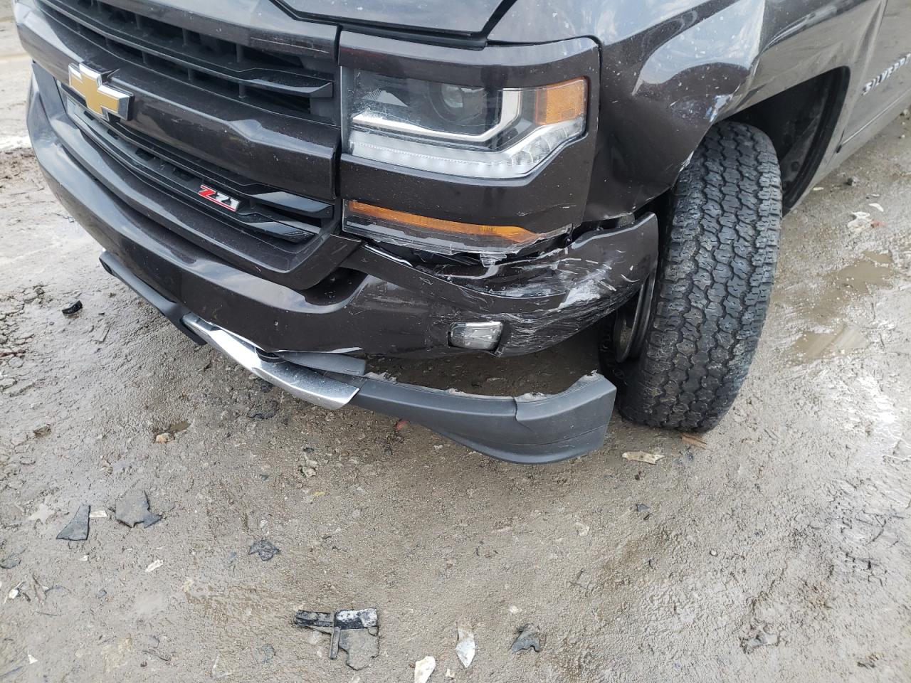 Photo 9 from auction – 2018 CHEVROLET SILVERADO with VIN 2GCVKREC2J1110433