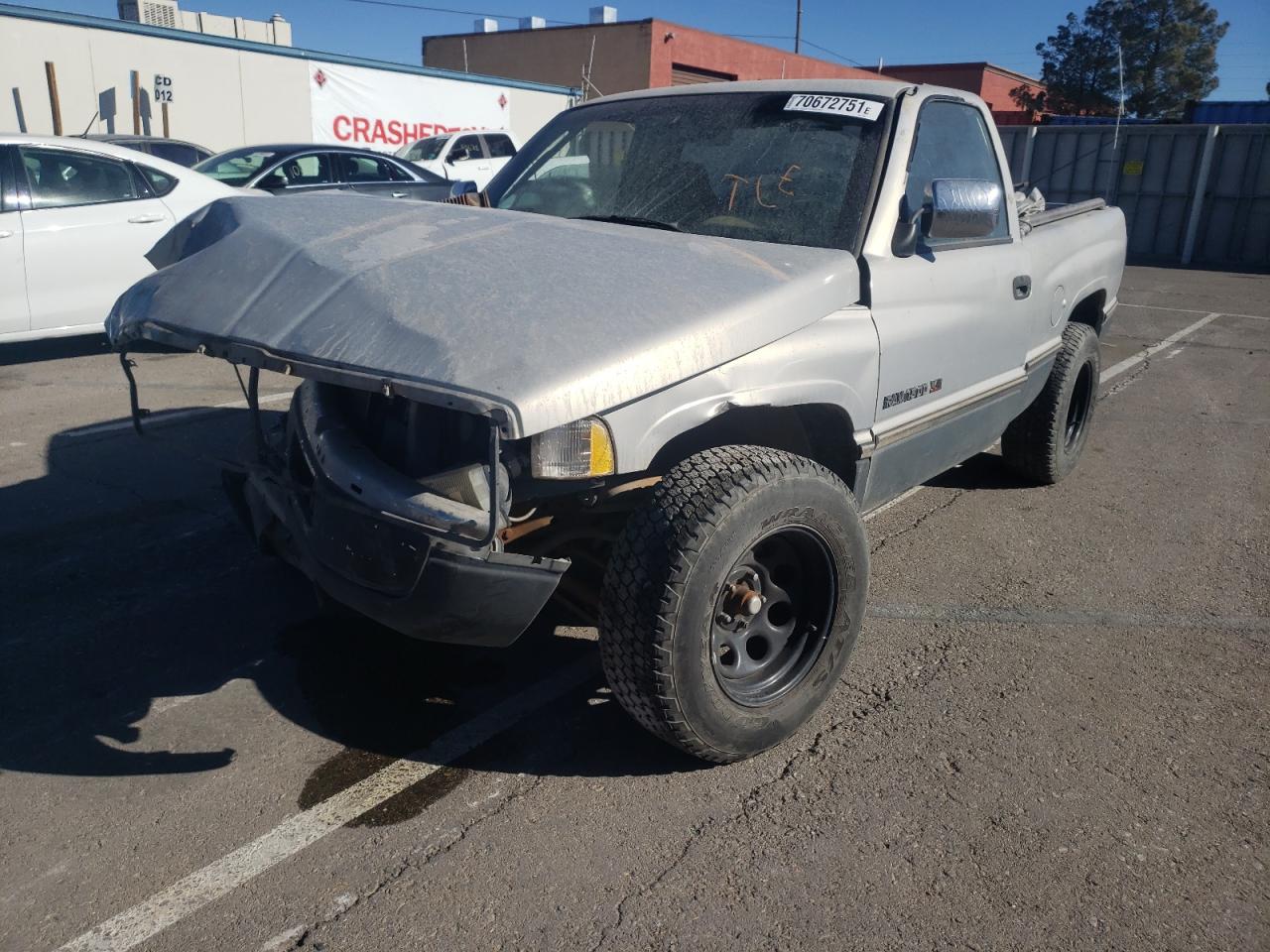 Photo 2 from auction – 1996 DODGE RAM 1500 with VIN 1B7HC16Y7TJ129848