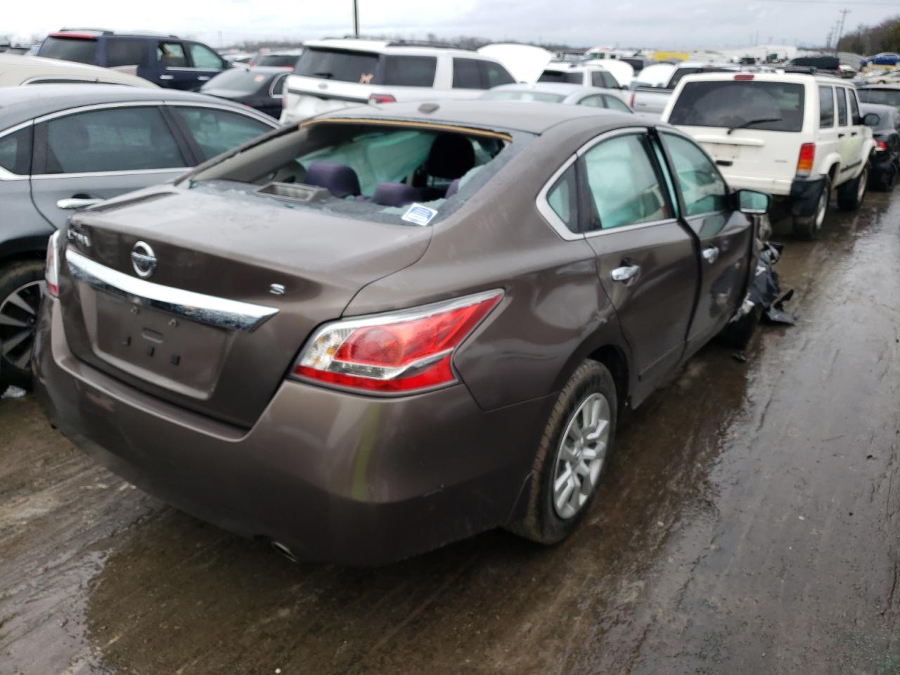 Photo 4 from auction – 2015 NISSAN ALTIMA 2.5 with VIN 1N4AL3AP0FC154035