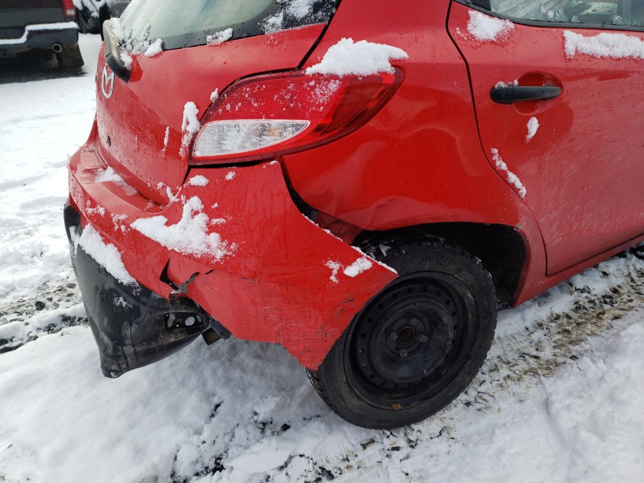 Photo 9 from auction – 2012 MAZDA MAZDA2 with VIN JM1DE1KY8C0149935