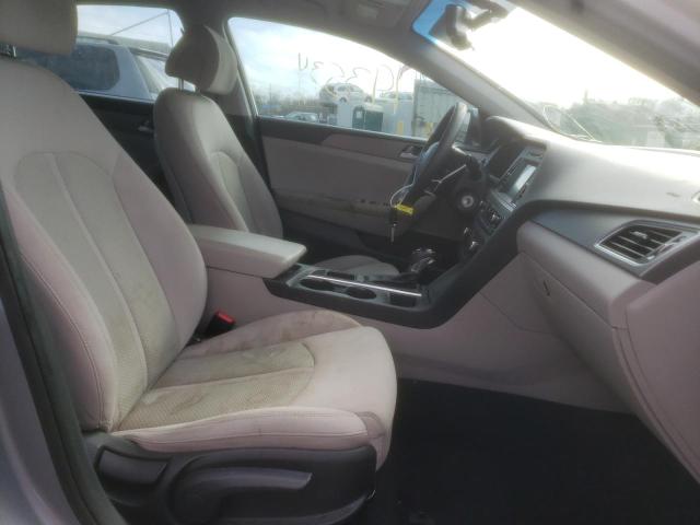 Photo 5 from auction – 2016 HYUNDAI SONATA SE with VIN 5NPE24AF9GH274899