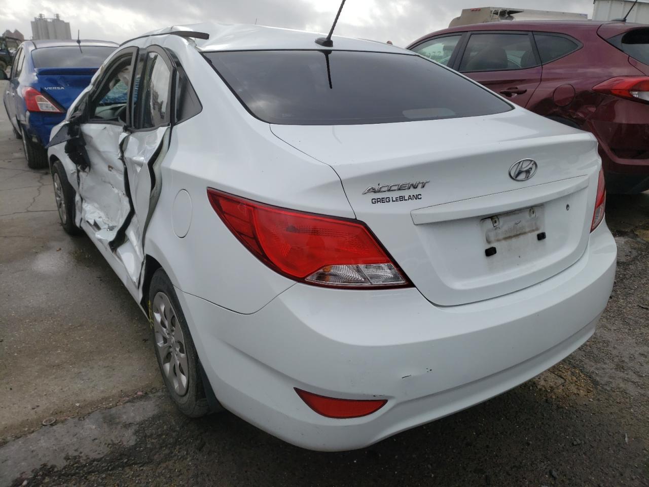 Photo 3 from auction – 2016 HYUNDAI ACCENT SE with VIN KMHCT4AE3GU092452
