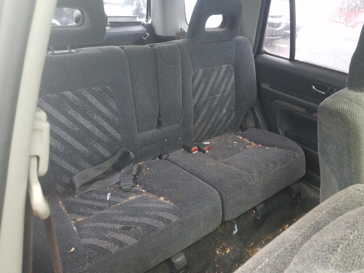 Photo 6 from auction – 2001 HONDA CR-V EX with VIN JHLRD18641C034150