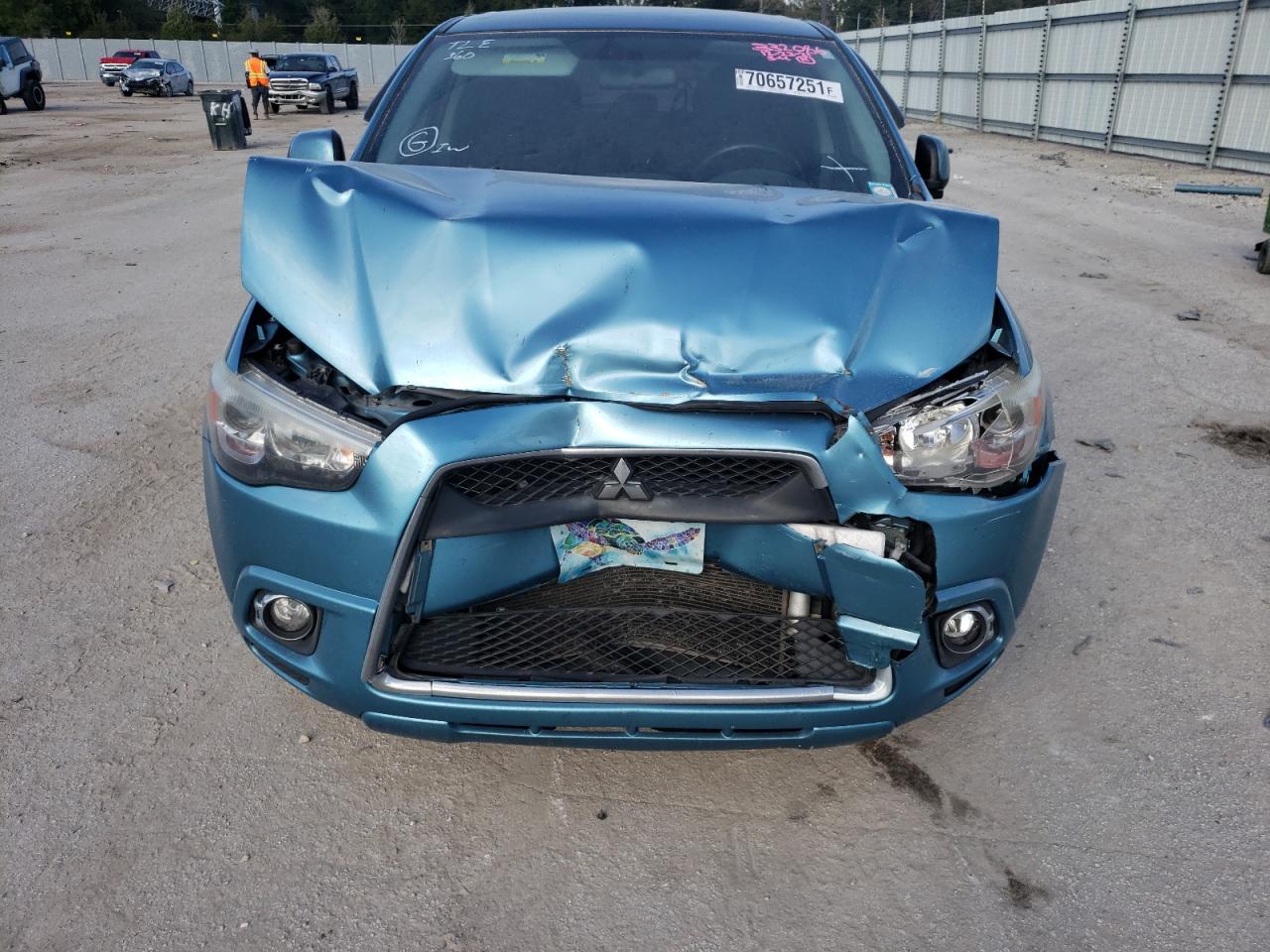 Photo 9 from auction – 2011 MITSUBISHI OUTLANDER with VIN JA4AR4AU2BZ018009