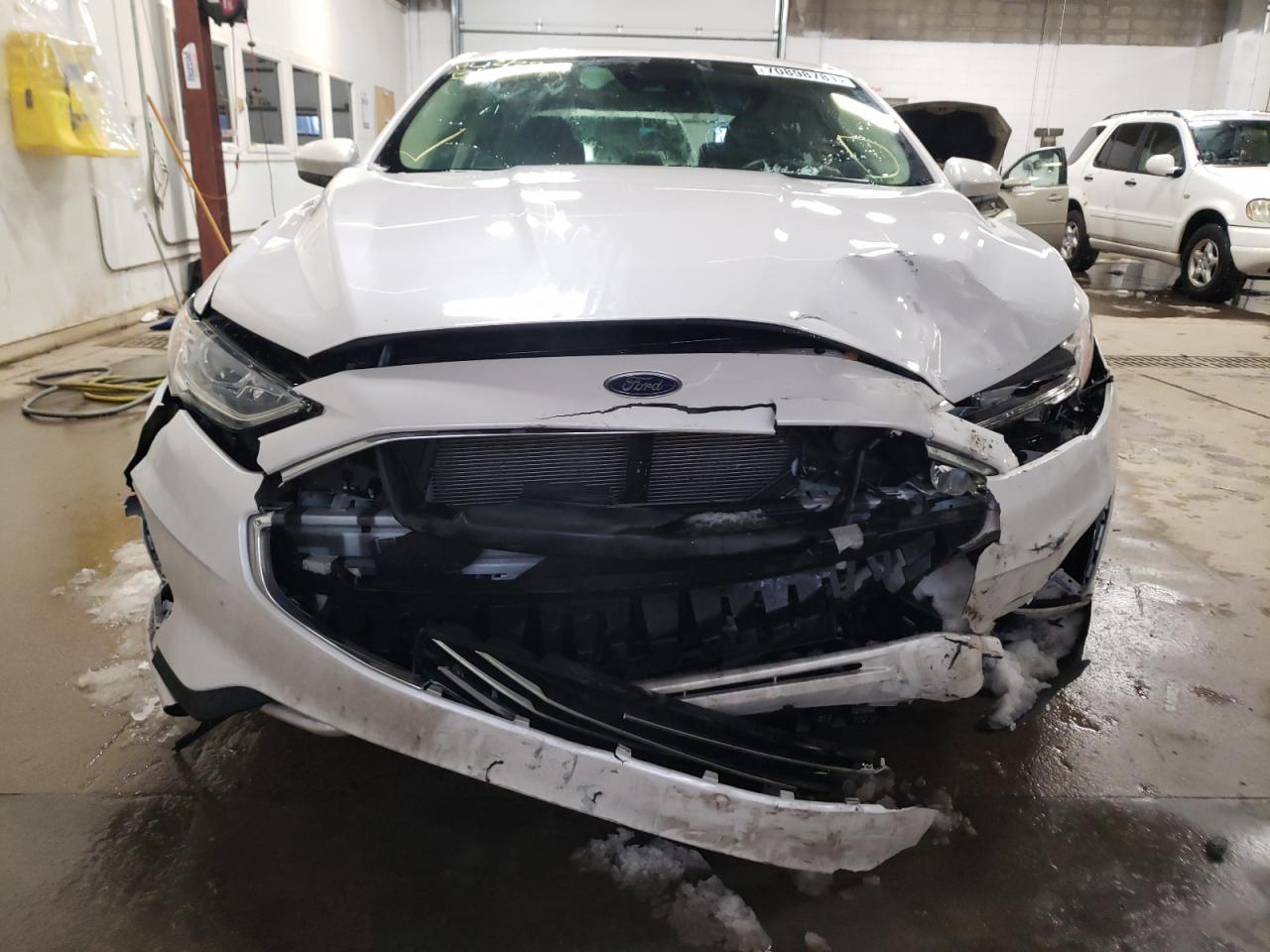 Photo 9 from auction – 2020 FORD FUSION SE with VIN 3FA6P0LU9LR265952