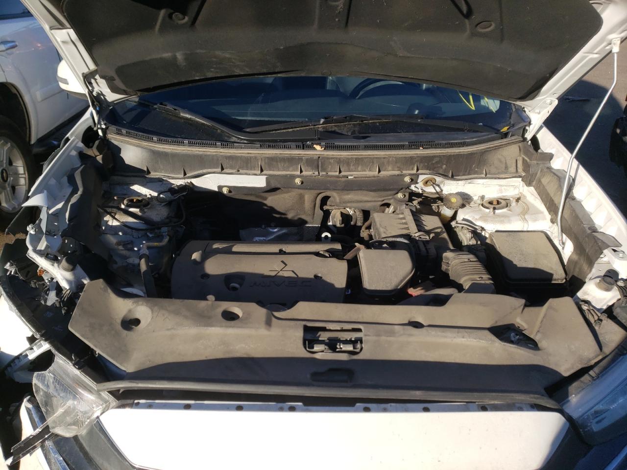 Photo 7 from auction – 2016 MITSUBISHI OUTLANDER with VIN JA4AR4AW5GZ029949
