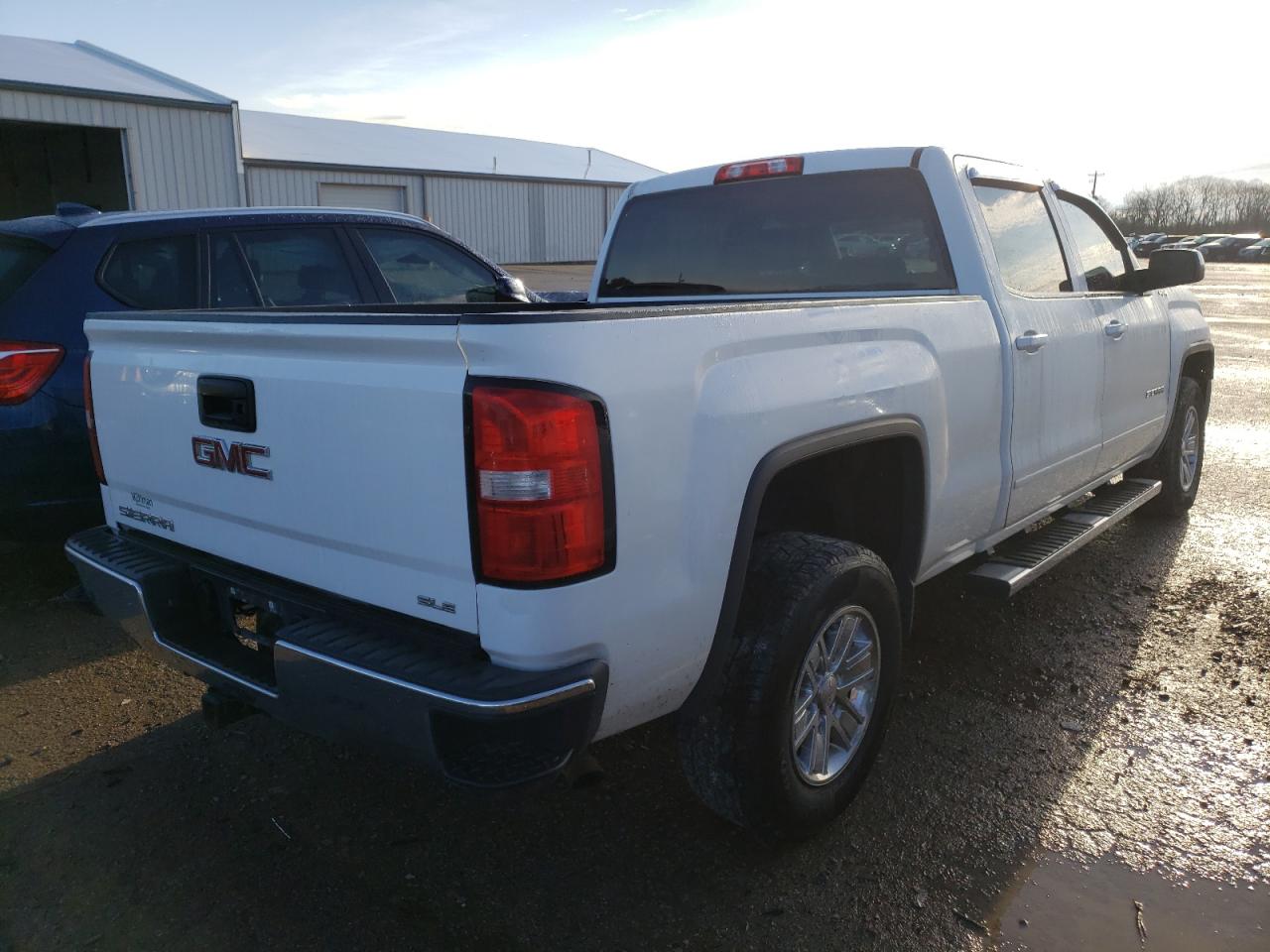 Photo 4 from auction – 2015 GMC SIERRA K15 with VIN 3GTU2UEC2FG279199