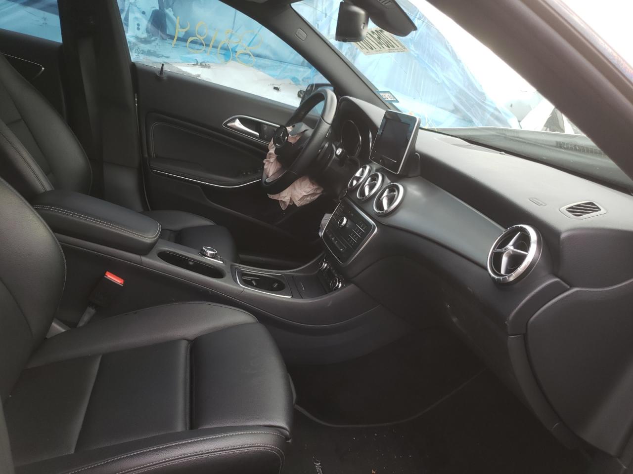 Photo 5 from auction – 2016 MERCEDES-BENZ CLA 250 with VIN WDDSJ4EB7GN374602