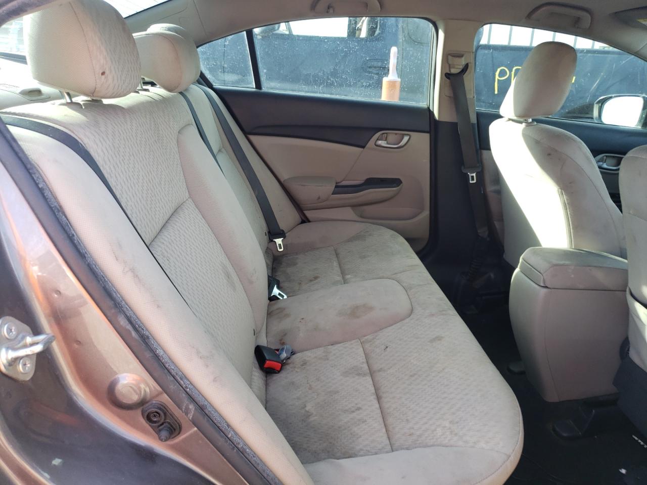 Photo 6 from auction – 2015 HONDA CIVIC LX with VIN 19XFB2F57FE113835