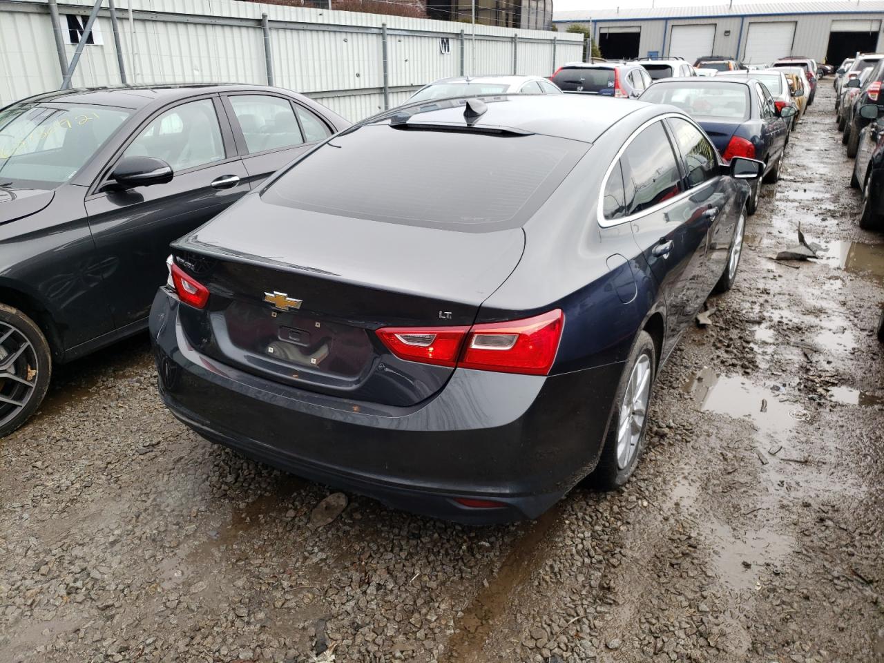 Photo 4 from auction – 2016 CHEVROLET MALIBU LT with VIN 1G1ZE5ST7GF298981