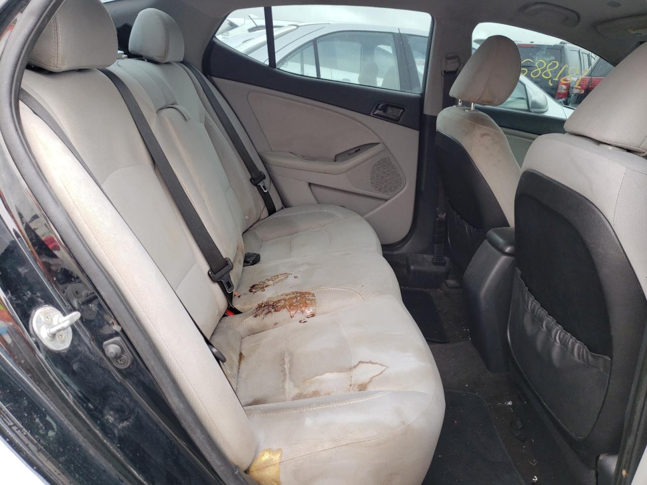 Photo 6 from auction – 2012 KIA OPTIMA LX with VIN 5XXGM4A72CG062864