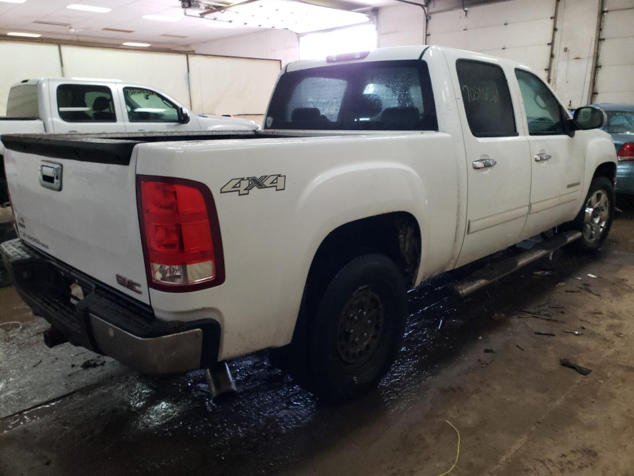 Photo 4 from auction – 2010 GMC SIERRA K15 with VIN 3GTRKVE35AG169655