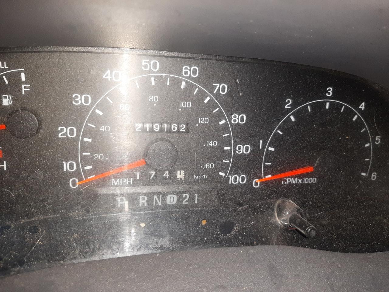 Photo 8 from auction – 2001 FORD F250 SUPER with VIN 1FTNF20L31EC03267