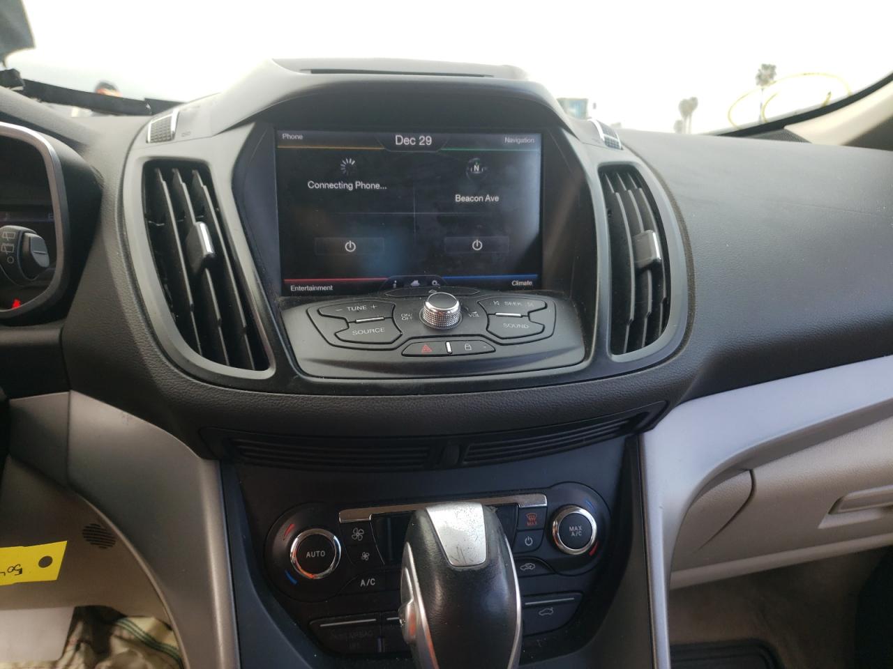 Photo 9 from auction – 2013 FORD C-MAX SE with VIN 1FADP5AU8DL504978