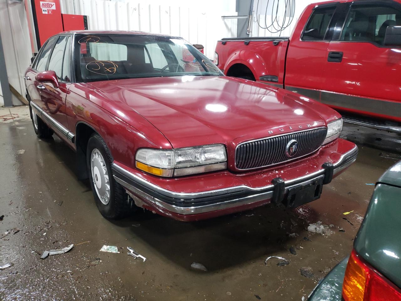 BUICK LESABRE CU 1994 with VIN 1G4HP52L3RH450366 - Photo from auction