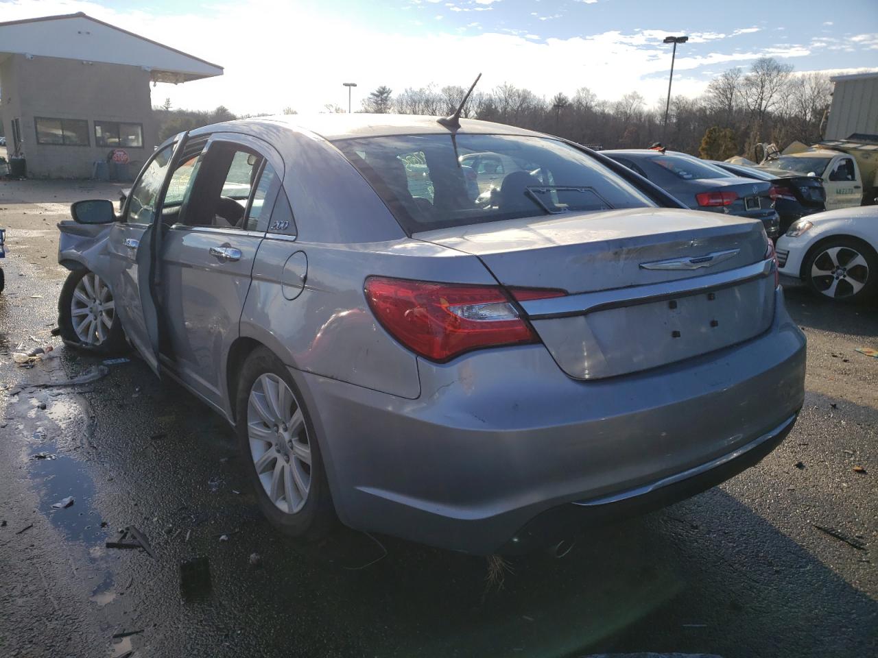 Photo 3 from auction – 2014 CHRYSLER 200 LIMITE with VIN 1C3CCBCG0EN157406