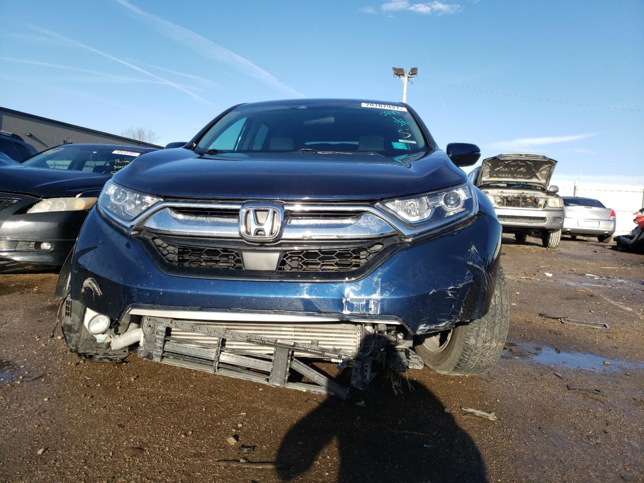 Photo 9 from auction – 2018 HONDA CR-V EX with VIN 7FARW2H50JE026994
