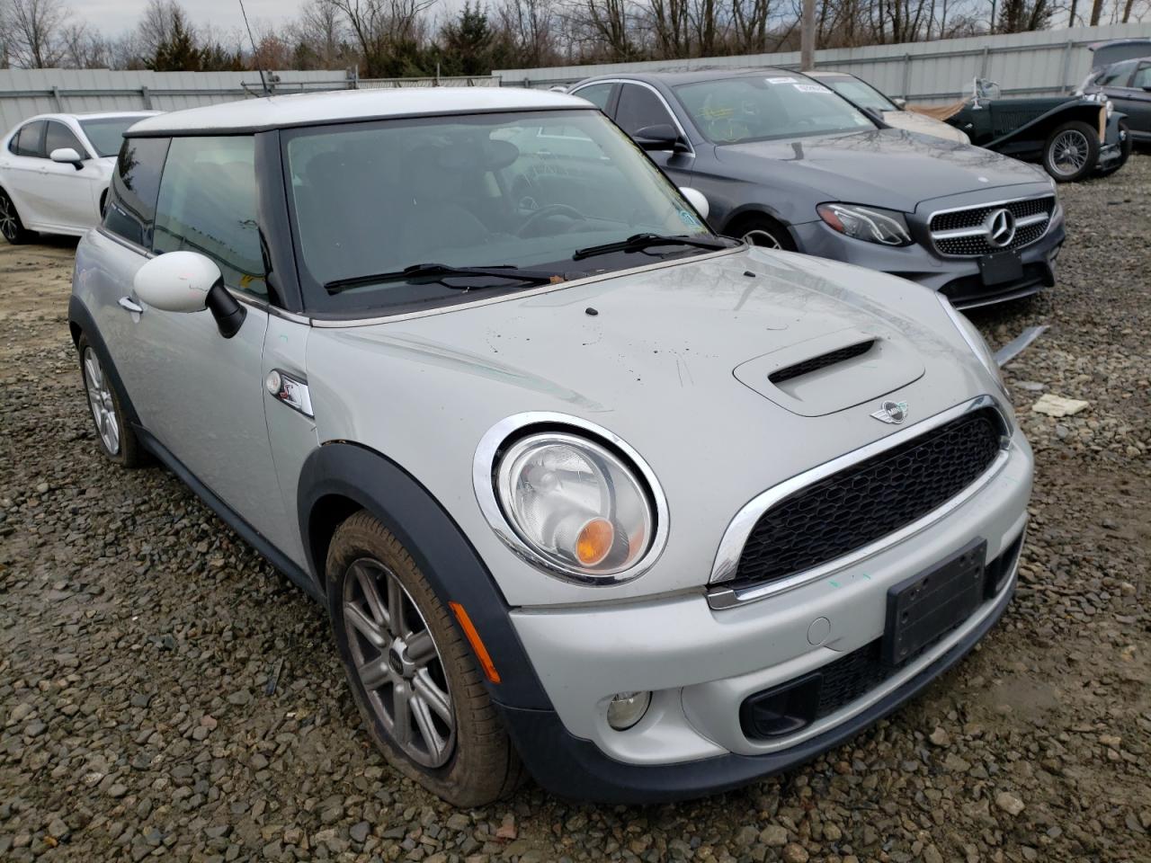 MINI COOPER S 2011 with VIN WMWSV3C59BTY15122 - Photo from auction