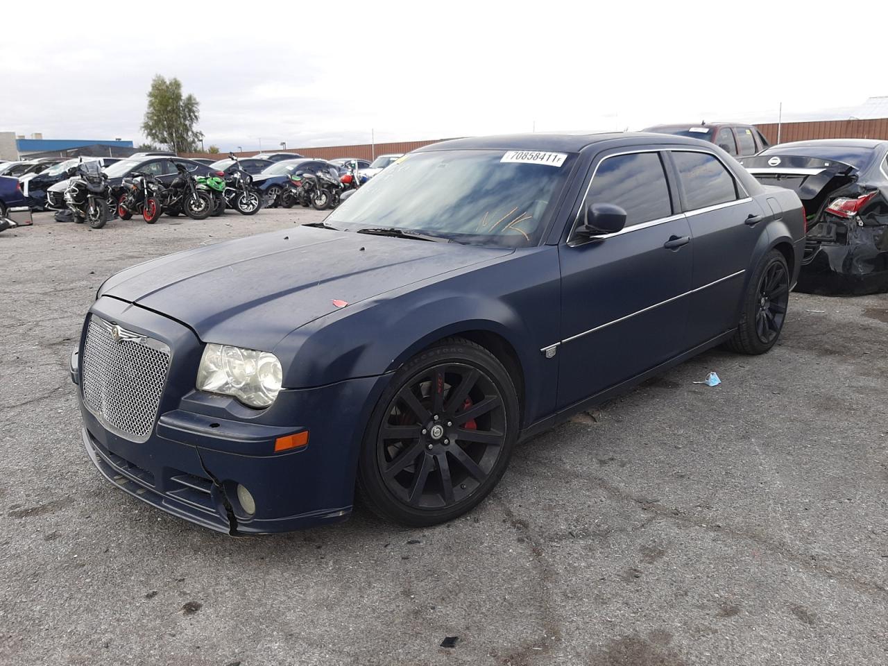 Photo 2 from auction – 2006 CHRYSLER 300 with VIN 2C3KA73W16H470156