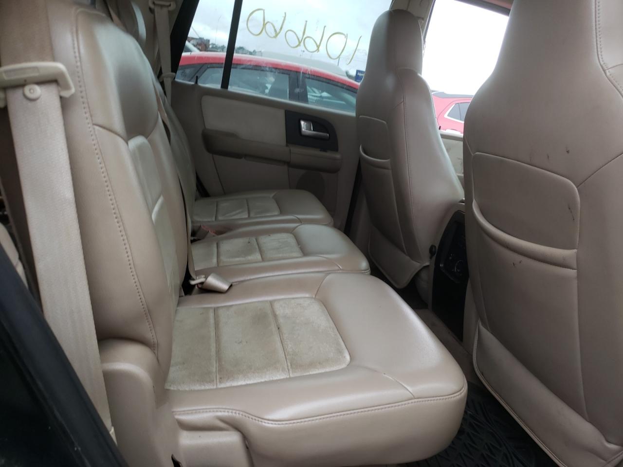 Photo 6 from auction – 2004 FORD EXPEDITION with VIN 1FMFU17L34LB19651