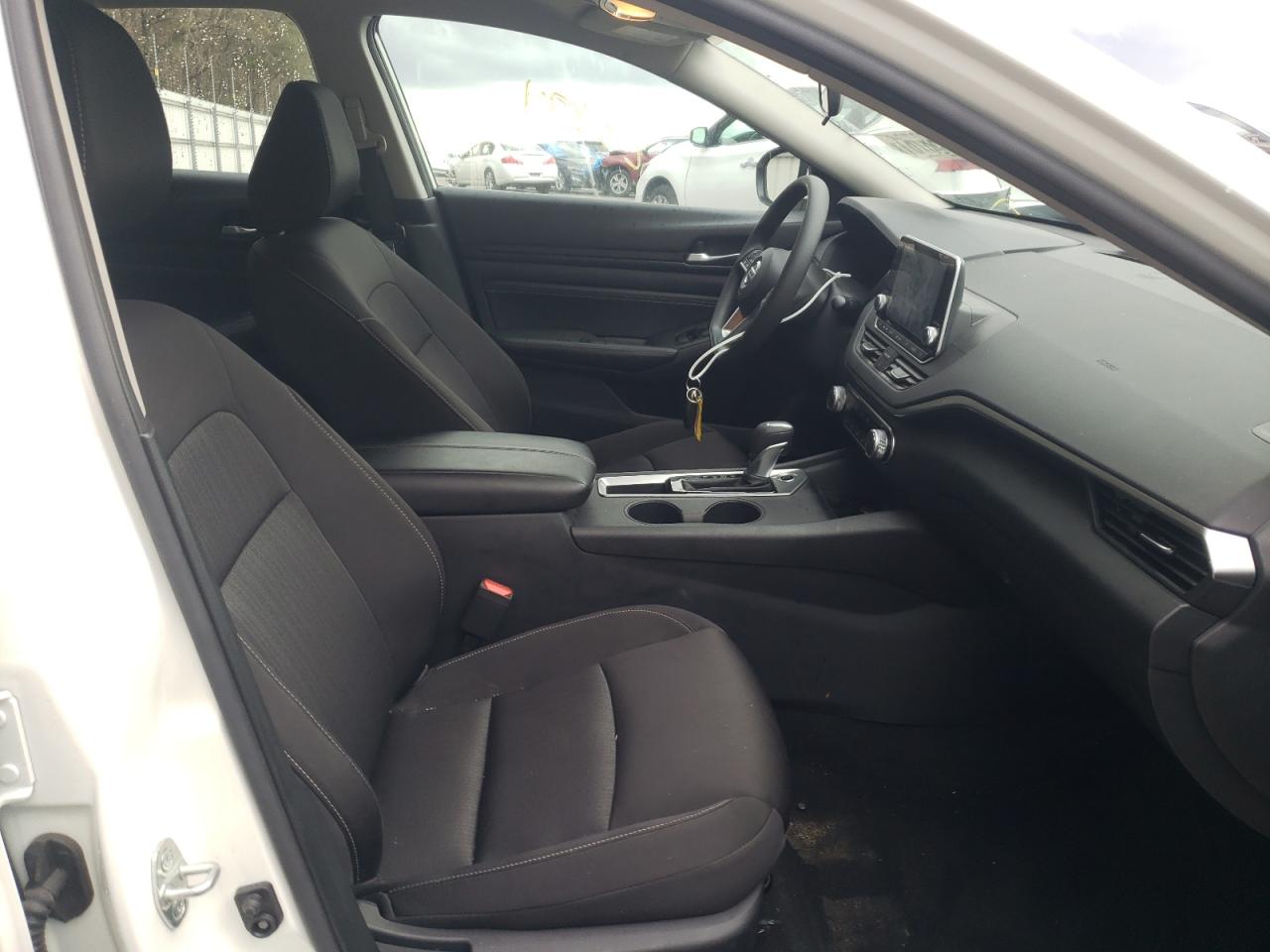 Photo 5 from auction – 2020 NISSAN ALTIMA S with VIN 1N4BL4BVXLC257479