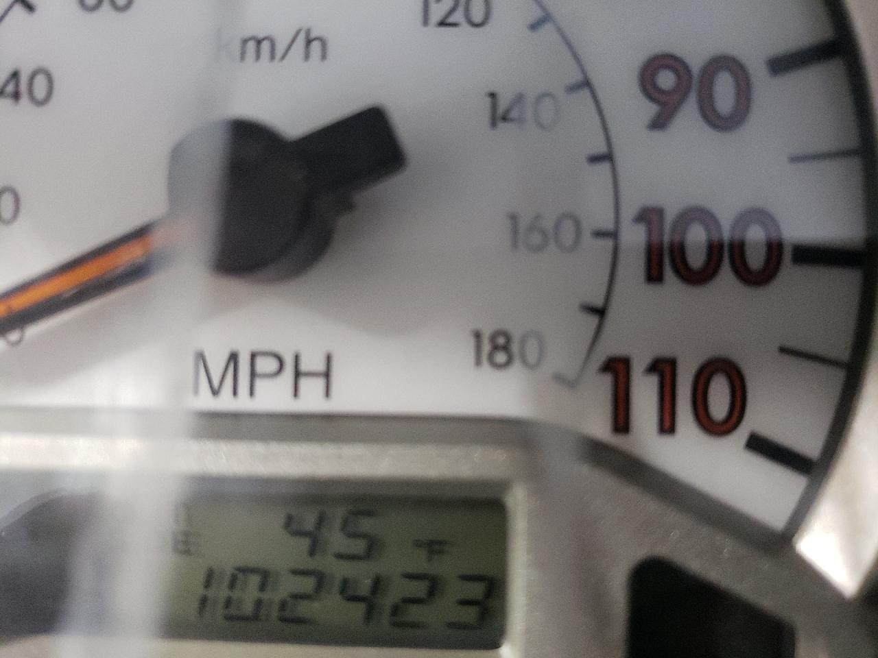 Photo 8 from auction – 2005 TOYOTA COROLLA CE with VIN 1NXBR32E35Z542178