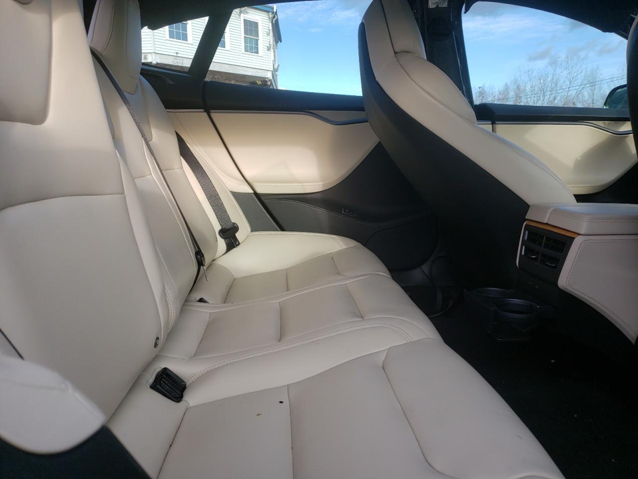 Photo 6 from auction – 2020 TESLA MODEL S with VIN 5YJSA1E29LF359763