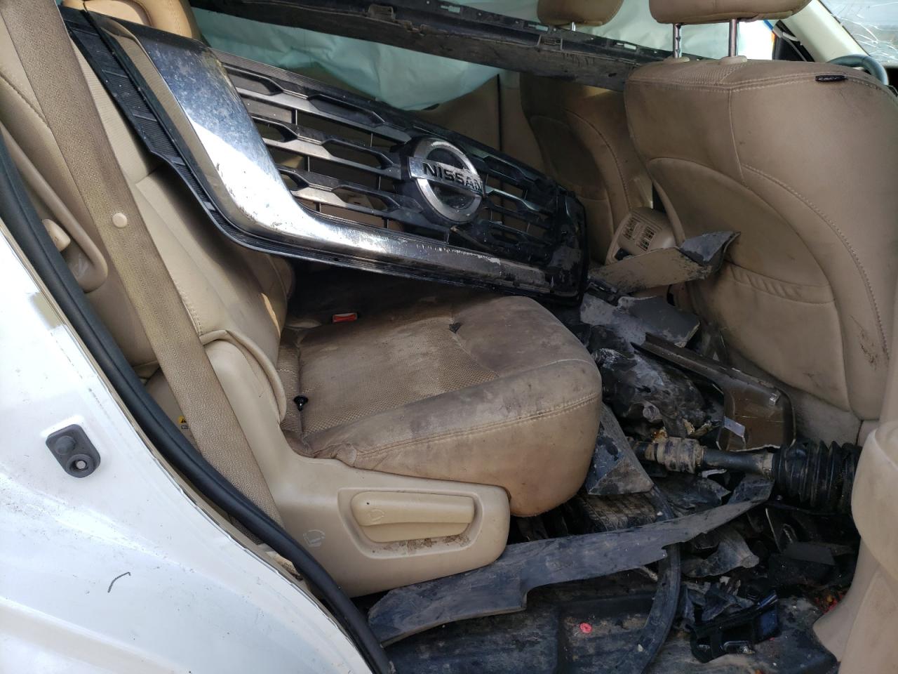Photo 6 from auction – 2017 NISSAN PATHFINDER with VIN 5N1DR2MNXHC627478