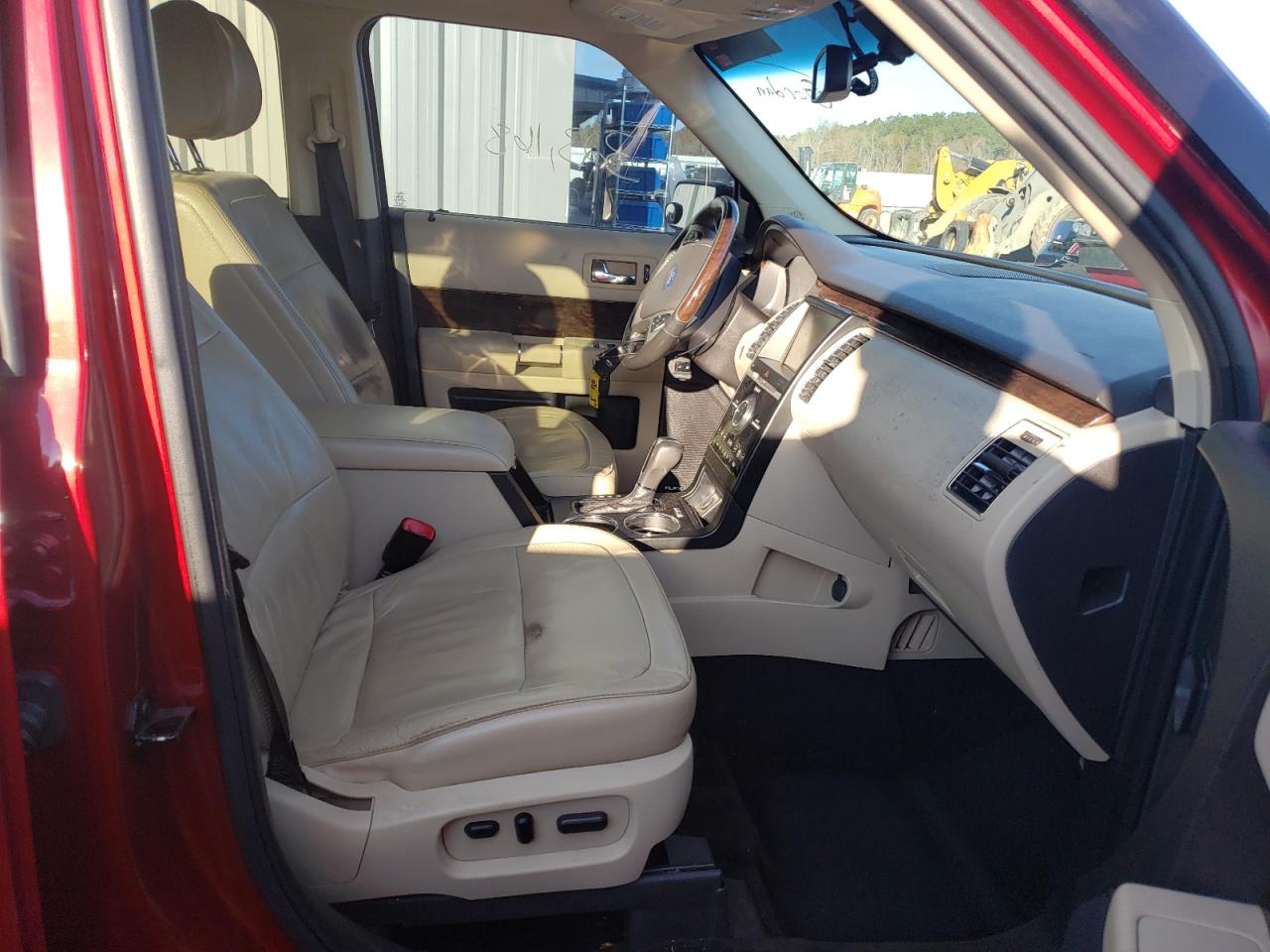 Photo 5 from auction – 2013 FORD FLEX LIMIT with VIN 2FMGK5D88DBD24240