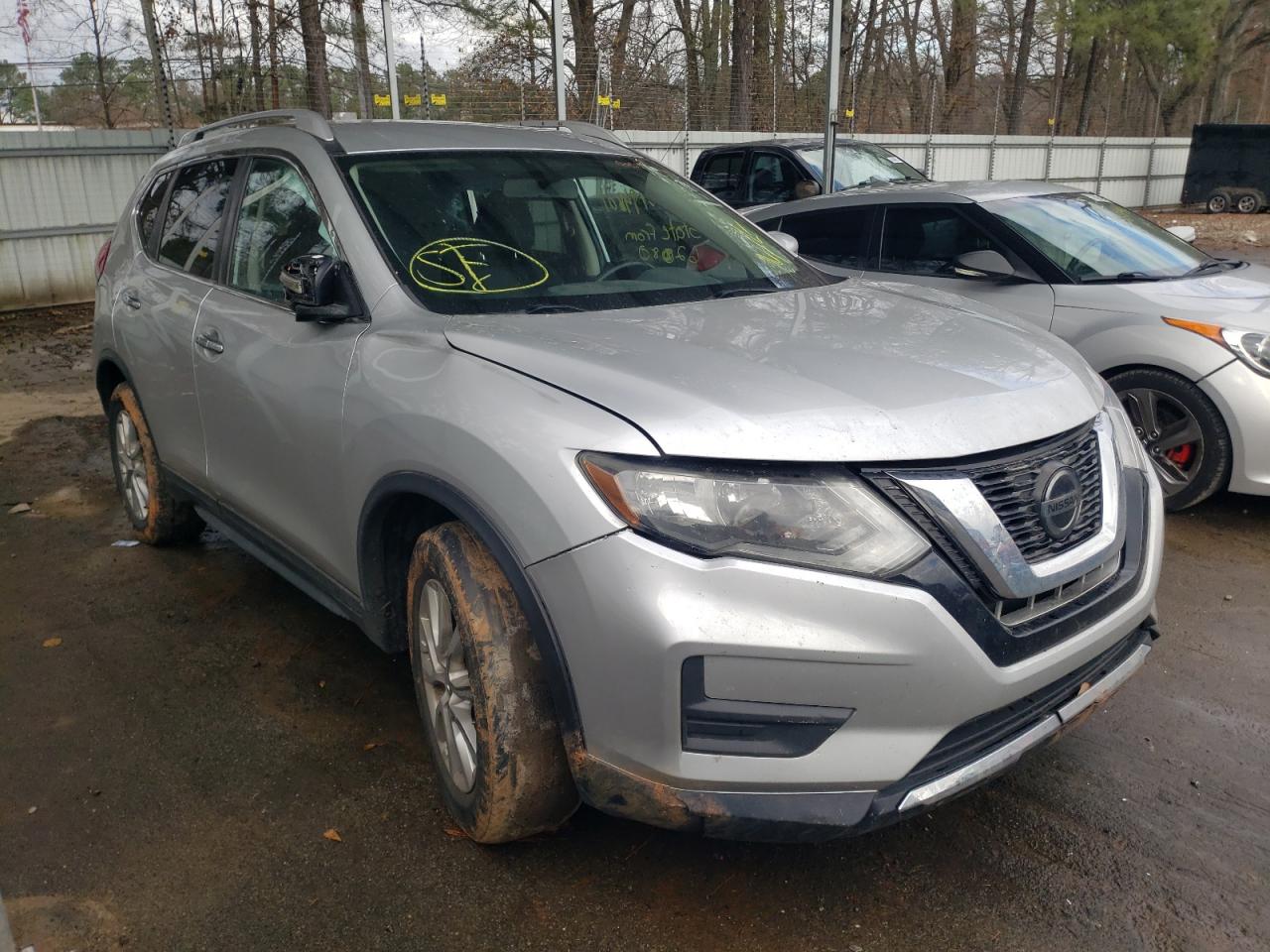 NISSAN ROGUE S 2018 with VIN KNMAT2MT3JP579862 - Photo from auction