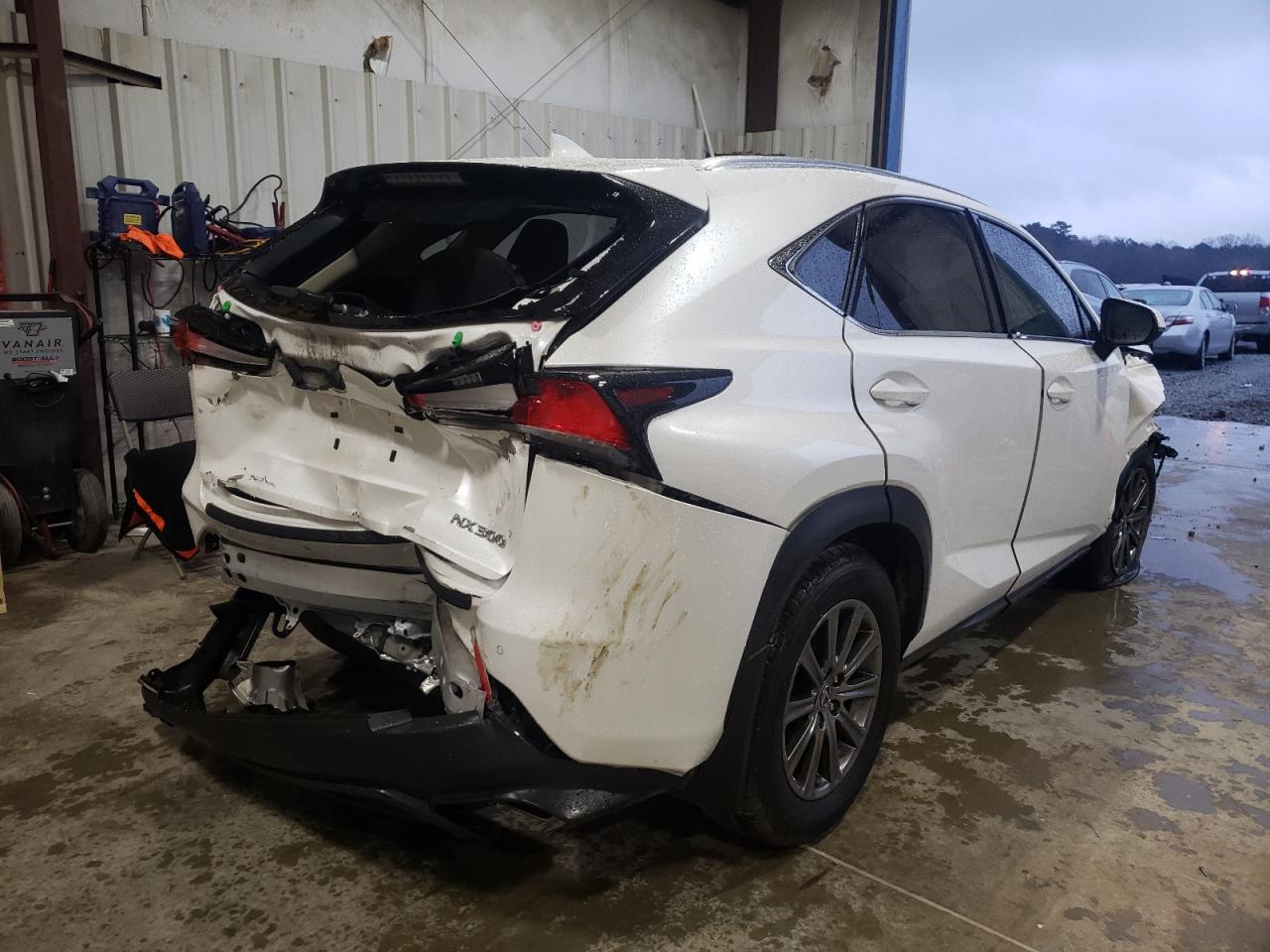 Photo 4 from auction – 2018 LEXUS NX 300 BAS with VIN JTJYARBZ7J2101541