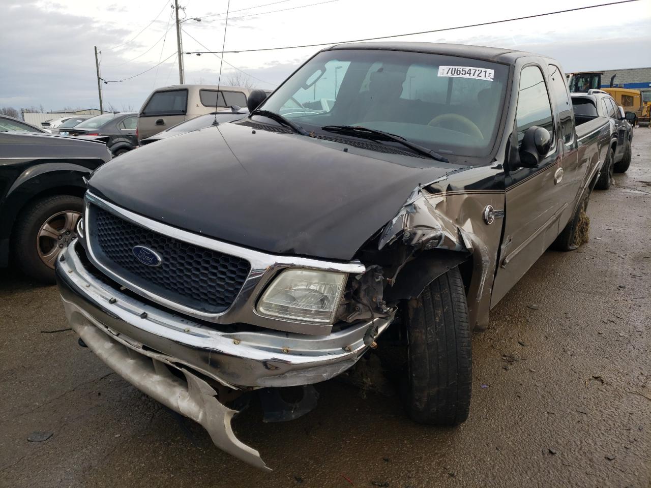 Photo 2 from auction – 2003 FORD F150 with VIN 1FTRX18L33NA24436