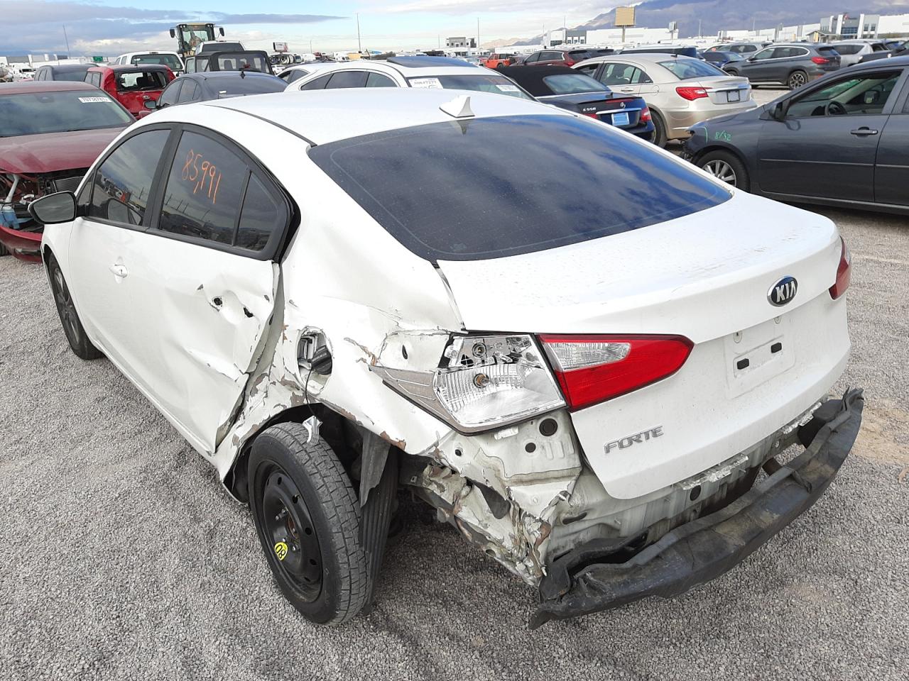 Photo 3 from auction – 2016 KIA FORTE LX with VIN KNAFX4A69G5583095
