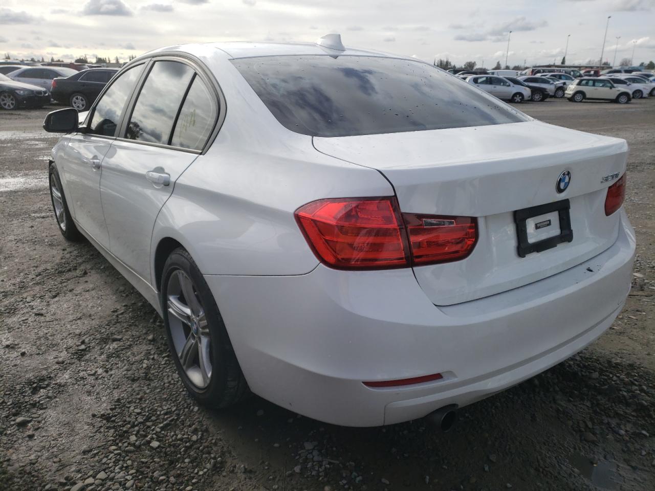 Photo 3 from auction – 2015 BMW 320 I with VIN WBA3B1C55FK135764