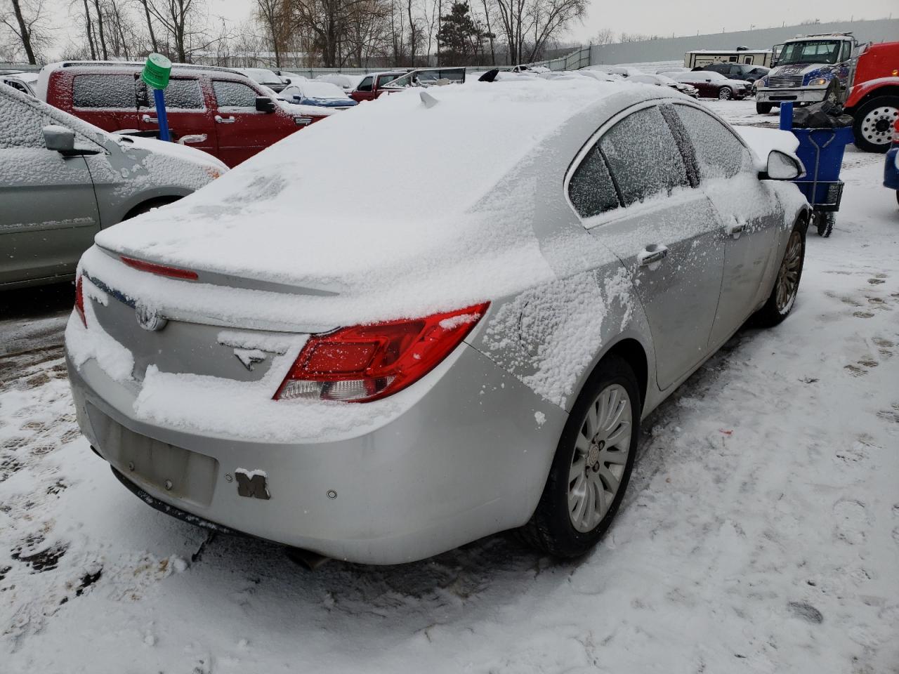 Photo 4 from auction – 2013 BUICK REGAL PREM with VIN 2G4GS5EV5D9192243